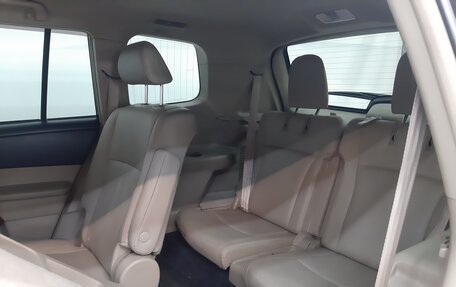 Toyota Highlander III, 2011 год, 2 240 000 рублей, 14 фотография