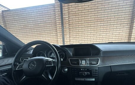 Mercedes-Benz E-Класс, 2014 год, 2 700 000 рублей, 9 фотография