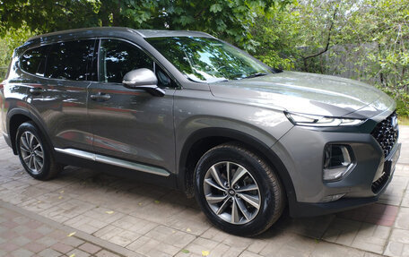 Hyundai Santa Fe IV, 2018 год, 3 180 000 рублей, 2 фотография