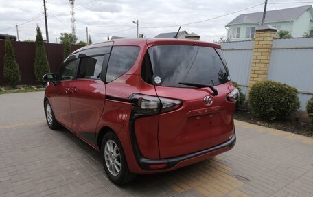 Toyota Sienta II, 2016 год, 1 550 000 рублей, 8 фотография