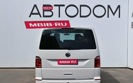 Volkswagen Multivan T6 рестайлинг, 2018 год, 4 750 000 рублей, 4 фотография