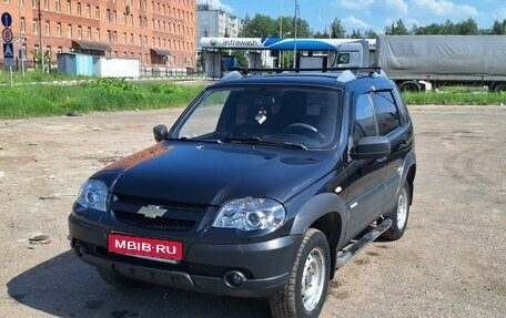 Chevrolet Niva I рестайлинг, 2013 год, 620 000 рублей, 1 фотография