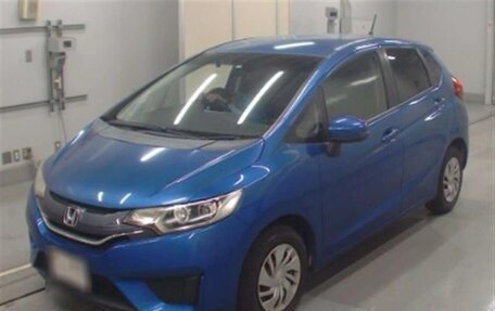 Honda Fit III, 2013 год, 910 000 рублей, 2 фотография