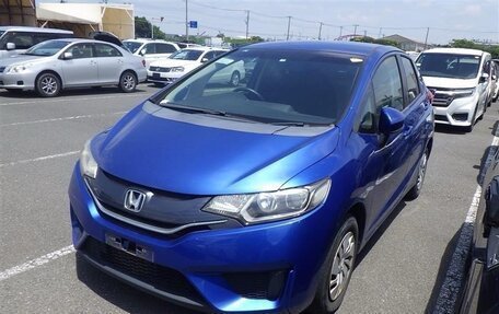 Honda Fit III, 2013 год, 910 000 рублей, 17 фотография