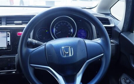 Honda Fit III, 2013 год, 910 000 рублей, 23 фотография