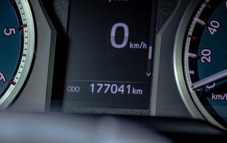 Toyota Land Cruiser Prado 150 рестайлинг 2, 2020 год, 5 100 000 рублей, 23 фотография