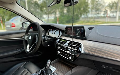 BMW 5 серия, 2019 год, 3 299 999 рублей, 14 фотография