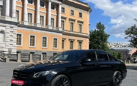 Mercedes-Benz E-Класс, 2018 год, 4 455 000 рублей, 5 фотография