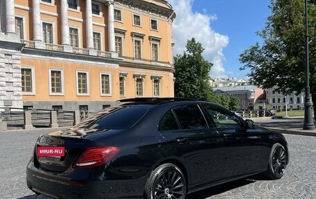 Mercedes-Benz E-Класс, 2018 год, 4 455 000 рублей, 3 фотография