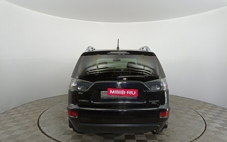 Mitsubishi Outlander III рестайлинг 3, 2010 год, 1 427 000 рублей, 6 фотография