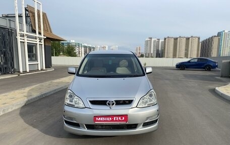 Toyota Ipsum II, 2003 год, 1 000 000 рублей, 2 фотография
