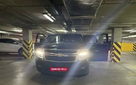 Chevrolet Tahoe IV, 2018 год, 6 600 000 рублей, 2 фотография