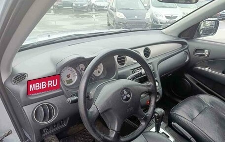 Mitsubishi Outlander III рестайлинг 3, 2006 год, 699 000 рублей, 10 фотография