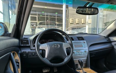 Toyota Camry, 2006 год, 1 290 000 рублей, 6 фотография