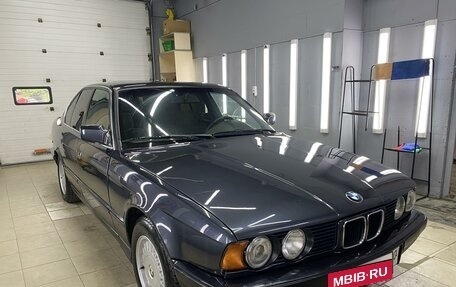 BMW 5 серия, 1991 год, 450 000 рублей, 2 фотография