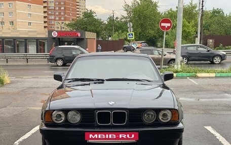 BMW 5 серия, 1991 год, 450 000 рублей, 3 фотография