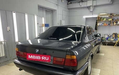 BMW 5 серия, 1991 год, 450 000 рублей, 15 фотография