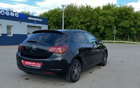 Opel Astra J, 2011 год, 685 000 рублей, 3 фотография