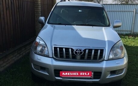 Toyota Land Cruiser Prado 120 рестайлинг, 2008 год, 2 650 000 рублей, 2 фотография