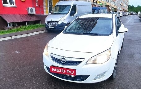 Opel Astra J, 2010 год, 690 000 рублей, 8 фотография