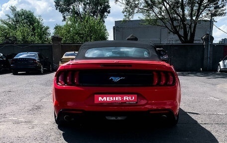Ford Mustang VI рестайлинг, 2019 год, 3 800 000 рублей, 6 фотография