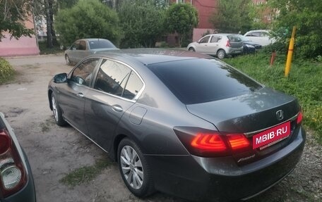 Honda Accord IX рестайлинг, 2013 год, 1 750 000 рублей, 2 фотография