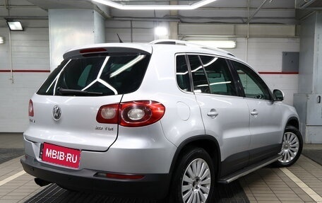 Volkswagen Tiguan I, 2010 год, 1 380 000 рублей, 2 фотография