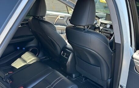 Lexus RX IV рестайлинг, 2021 год, 6 990 000 рублей, 9 фотография