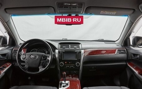 Toyota Camry, 2014 год, 1 897 000 рублей, 10 фотография