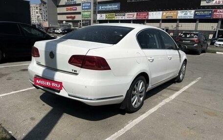 Volkswagen Passat B7, 2012 год, 1 240 000 рублей, 2 фотография