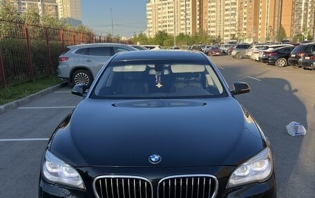 BMW 7 серия, 2012 год, 3 300 000 рублей, 2 фотография
