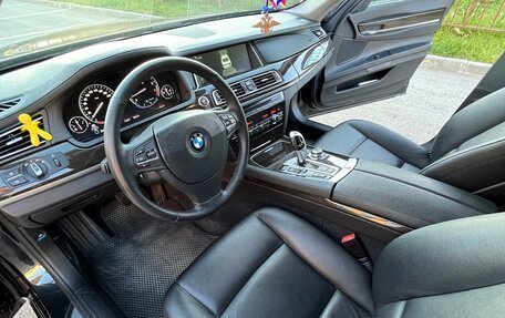 BMW 7 серия, 2012 год, 3 300 000 рублей, 15 фотография