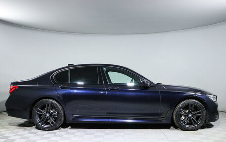 BMW 7 серия, 2018 год, 4 250 000 рублей, 4 фотография