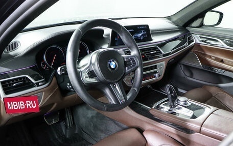 BMW 7 серия, 2018 год, 4 250 000 рублей, 14 фотография