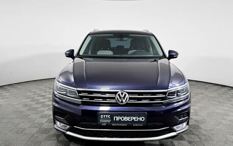 Volkswagen Tiguan II, 2017 год, 3 080 000 рублей, 2 фотография