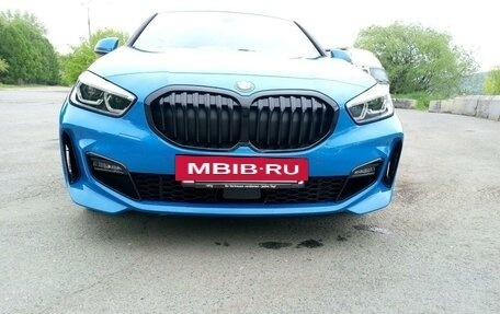 BMW 1 серия, 2020 год, 3 850 000 рублей, 2 фотография