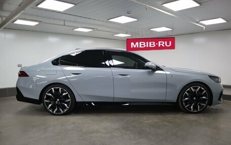 BMW 5 серия, 2023 год, 11 680 000 рублей, 6 фотография