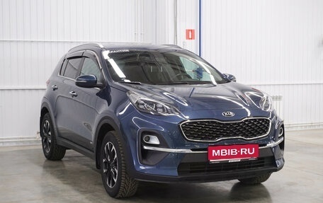 KIA Sportage IV рестайлинг, 2020 год, 2 600 000 рублей, 1 фотография