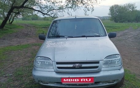 Chevrolet Niva I рестайлинг, 2007 год, 450 000 рублей, 3 фотография