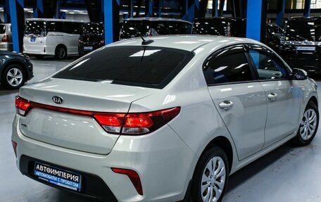 KIA Rio IV, 2017 год, 1 373 000 рублей, 8 фотография