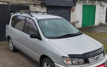 Toyota Ipsum II, 1997 год, 650 000 рублей, 1 фотография