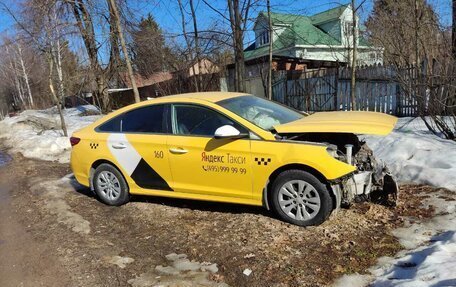 Hyundai Sonata VII, 2019 год, 700 000 рублей, 2 фотография