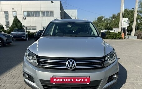 Volkswagen Tiguan I, 2013 год, 1 990 000 рублей, 2 фотография