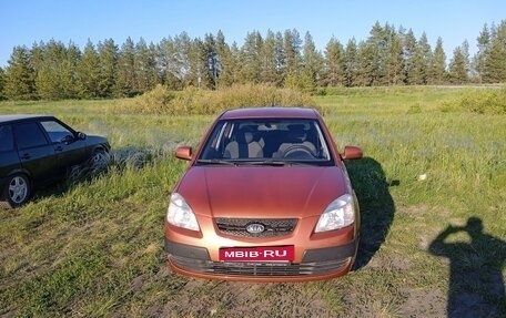 KIA Rio II, 2007 год, 585 000 рублей, 2 фотография