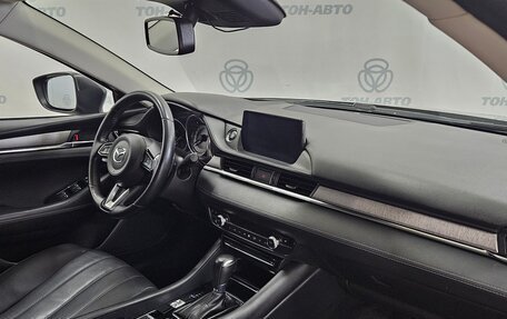 Mazda 6, 2018 год, 2 390 000 рублей, 16 фотография