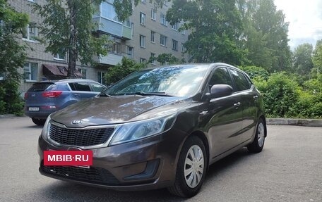 KIA Rio III рестайлинг, 2014 год, 835 000 рублей, 2 фотография