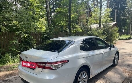 Toyota Camry, 2021 год, 3 250 000 рублей, 9 фотография