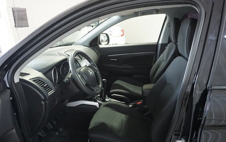 Mitsubishi ASX I рестайлинг, 2013 год, 1 350 000 рублей, 11 фотография