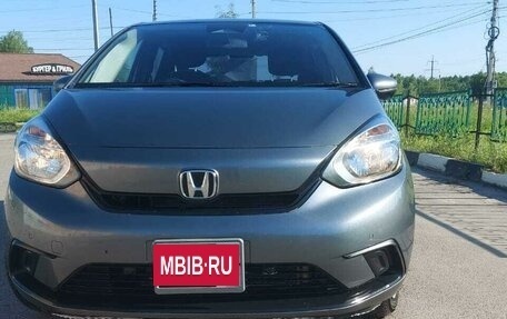 Honda Fit, 2020 год, 1 490 000 рублей, 2 фотография
