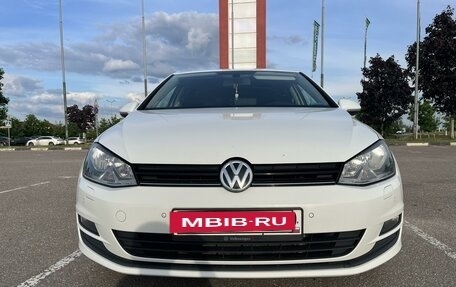 Volkswagen Golf VII, 2014 год, 1 380 000 рублей, 2 фотография